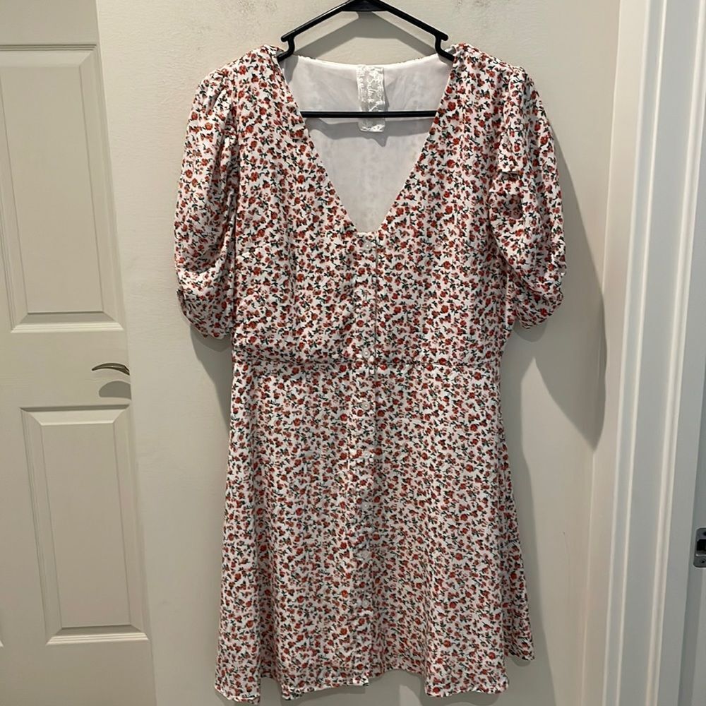 Sadie & Sage floral print dress dark pink size Medium